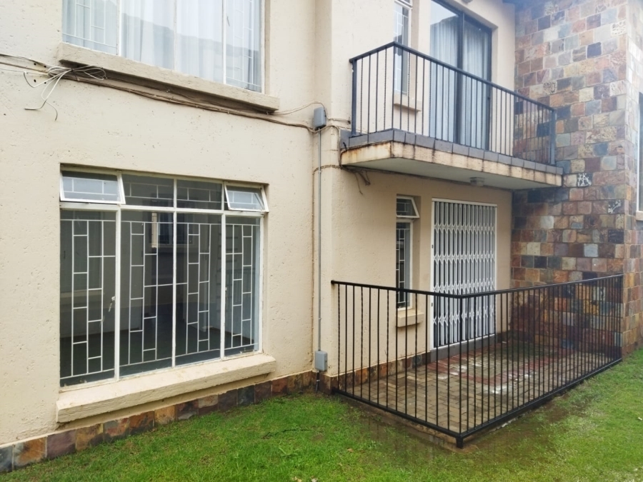 2 Bedroom Property for Sale in Baillie Park North West